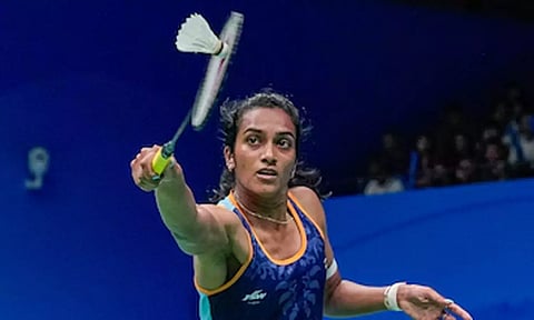 சையத் மோடி பேட்மிண்டன்: பி.வி.சிந்து அரையிறுதிக்கு முன்னேற்றம்