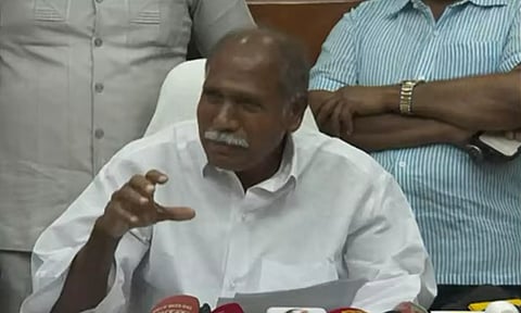 அனைத்து குடும்ப அட்டைதாரர்களுக்கும் தலா ரூ.5000 வெள்ள நிவாரணம்- புதுச்சேரி அரசு