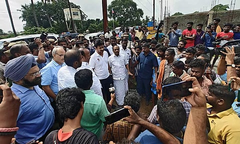 கடலூரில் வெள்ளத்தால் பாதிக்கப்பட்ட பகுதிகளில் துணை முதலமைச்சர் உதயநிதி நேரில் ஆய்வு