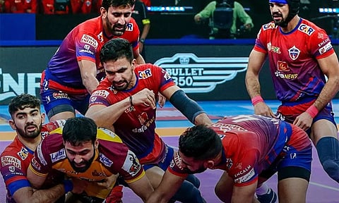 புரோ கபடி லீக்: தெலுங்கு டைட்டன்சுக்கு அதிர்ச்சி அளித்த உ.பி. யோதாஸ்