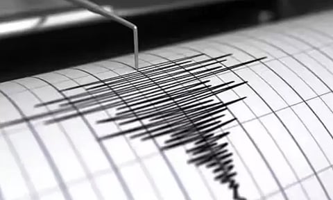 கலிபோர்னியாவில் சக்திவாய்ந்த நிலநடுக்கம்: அச்சத்தில் உறைந்த மக்கள்