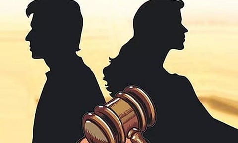 இந்தியாவில் அதிக விவாகரத்து வழக்குகள் பதிவாகும் மாநிலம் - முதலிடம் எது தெரியுமா?
