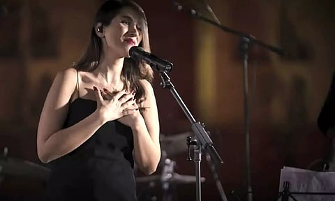 ஹிஜாப் அணியாததால்