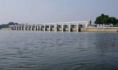 பூண்டி ஏரியில் உபரி நீர் திறப்பு நிறுத்தம்