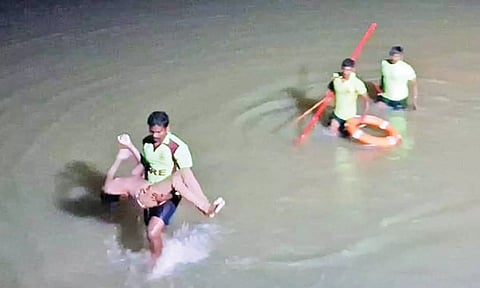 திசையன்விளையில் குளத்தில் மூழ்கி 7-ம் வகுப்பு மாணவன் பலி