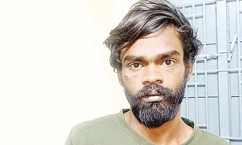 திருப்பூர் சிறையில் இருந்து தப்பியோடிய கைதியை பிடிக்க போலீசார் தீவிரம்