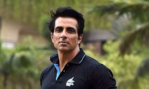 'எனக்கு முதல்வர் பதவியை தருவதாக கூறினார்கள்' - நடிகர் சோனுசூட்