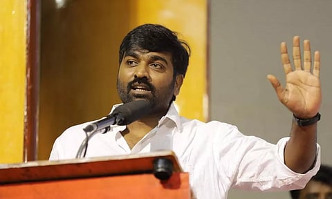 நல்லகண்ணுவின் வாழ்க்கை வரலாறு, பாடப்புத்தகத்தில் இடம்பெற வேண்டும்- விஜய் சேதுபதி