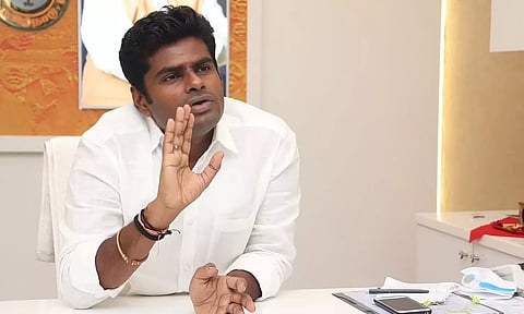 அரசு பள்ளிகளை மேம்படுத்த தமிழக அரசிடம் நிதி இல்லையா? - அண்ணாமலை கேள்வி