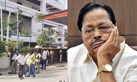 அமைச்சர் துரைமுருகன் வீட்டில் அமலாக்கத்துறை சோதனை நிறைவு.. கடப்பாரையால் அறைக் கதவுகள் உடைப்பு