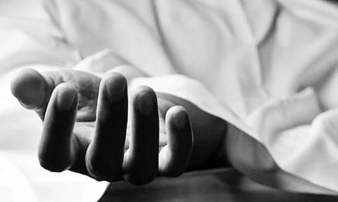 பால்கனியில் இருந்து வழுக்கி விழுந்து உயிரிழந்த இந்திய ராணுவ கேப்டன்