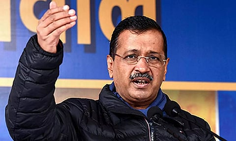 பாஜக- காங்கிரஸ் இடையே மறைமுக கூட்டு: கெஜ்ரிவால் குற்றச்சாட்டு