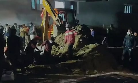 ம.பி.யில் அதிர்ச்சி: செப்டிக் டேங்கில் இருந்து 4 உடல்கள் மீட்பு