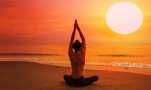 காலையில் சூரிய நமஸ்காரம் செய்வது எதற்கு?