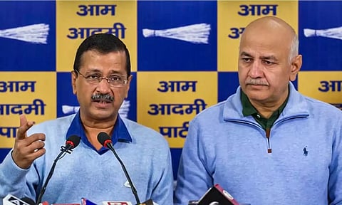 ஆம் ஆத்மி தலைவர் மணீஷ் சிசோடியா வீட்டில் சிபிஐ ரெய்டு நடைபெறலாம் - கெஜ்ரிவால்