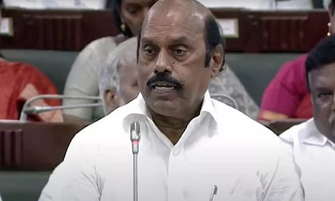 வண்டலூர்-கேளம்பாக்கம் இணைப்பு: இருவழிச் சாலையாக மாற்ற திட்ட மதிப்பீடு தயார் செய்யப்படும்- அமைச்சர்