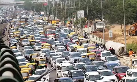 போக்குவரத்து நெரிசல் மிக்க நகரங்கள் - 3வது இடத்தில் பெங்களூரு, அப்போ சென்னை?