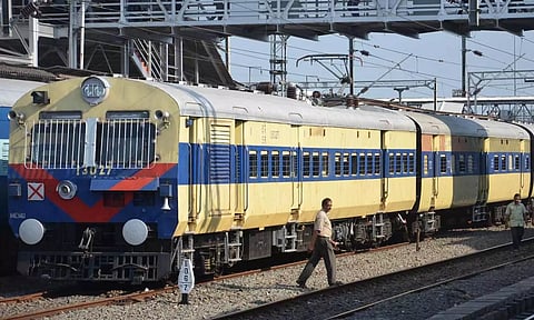 ஞாயிற்றுக்கிழமை மதுரை To சென்னை முன்பதிவில்லா சிறப்பு ரெயில் இயக்கம்