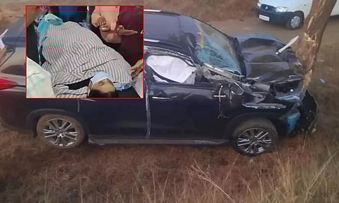 மரத்தில் கார் மோதி பயங்கர விபத்து: காயத்துடன் உயிர் தப்பினார் கர்நாடக பெண் மந்திரி