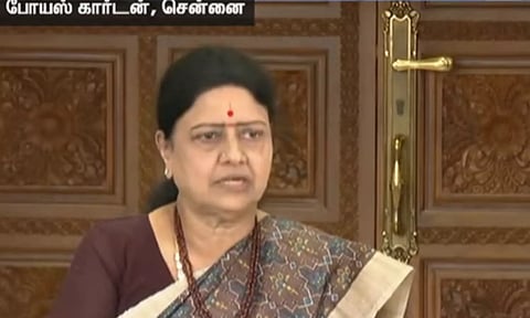 இடைத்தேர்தல் புறக்கணிப்பு தவறானது: சசிகலா