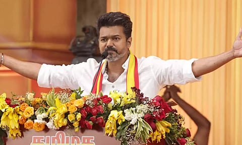 பரந்தூரில் தனியார் திருமண மண்டபத்தில் மக்களை சந்திக்கிறார் விஜய்