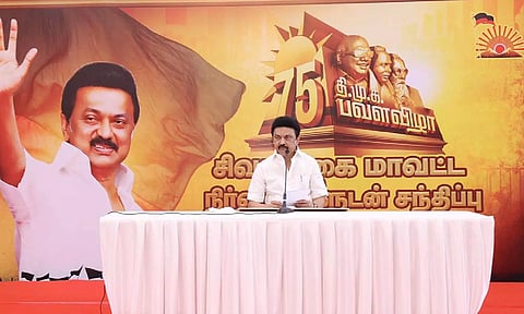 வெட்டிப்பேச்சு பேசுற மாதிரி வாய்க்கு வந்தபடி எதிர்க்கட்சி தலைவர் பேசலாமா? - மு.க.ஸ்டாலின்