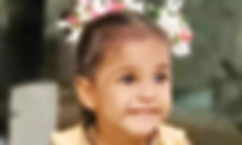 கேரட் சாப்பிட்டு விளையாடிய 2 வயது சிறுமி திடீர் உயிரிழப்பு