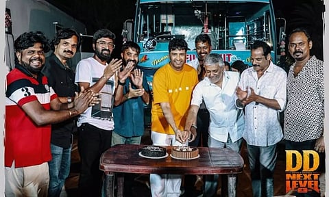 டிடி நெக்ஸ்ட் லெவல் படப்பிடிப்பு நிறைவு.. சந்தனாத்தின் அடுத்த கட்டமாக அமையுமா?