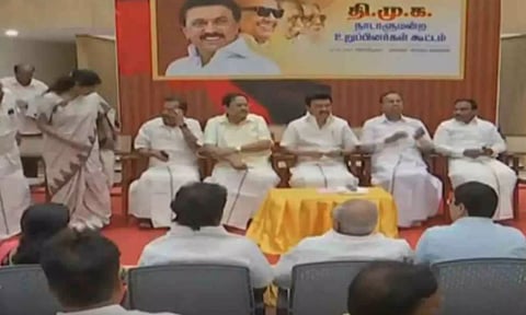 தி.மு.க. எம்.பி.க்கள் கூட்டத்தில் 6 தீர்மானங்கள் நிறைவேற்றம்