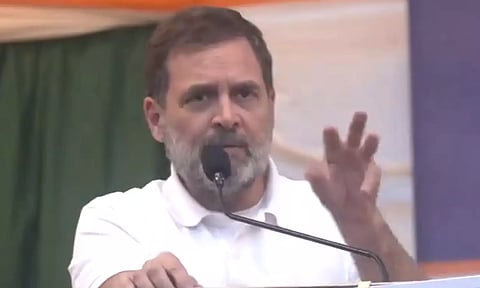 சுத்தமான நீரைக் குடித்துவிட்டு பொய்யான அறிக்கை தருகிறார்: கெஜ்ரிவாலை சாடிய ராகுல் காந்தி