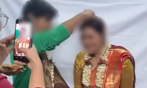 வகுப்பறையில் மாணவனை திருமணம் செய்த பேராசிரியை - அவங்க சொன்ன காரணம் தான் ஹைலைட்