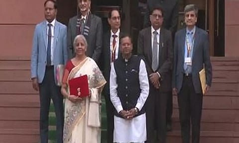 பட்ஜெட் - மோடி தலைமையில் மத்திய அமைச்சரவை கூட்டம் தொடங்கியது