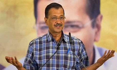 பாஜக பணம் கொடுத்தால் வாங்கி கொள்ளுங்கள், ஆனால் ஓட்டு போடாதீர்கள் - கெஜ்ரிவால்