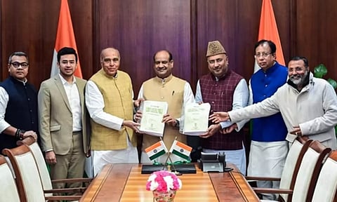 வக்பு வாரிய சட்ட திருத்த மசோதா - கூட்டுக்குழு அறிக்கை இன்று தாக்கல்