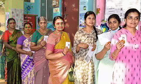 ஈரோடு கிழக்கு இடைத்தேர்தல்: காலை 9 மணி நிலவரப்படி 10.95% வாக்குகள் பதிவு