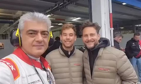 அடுத்த ரேஸுக்கு தயார் - டிராக்கில் இருந்து செல்ஃபி வீடியோ பகிர்ந்த அஜித்