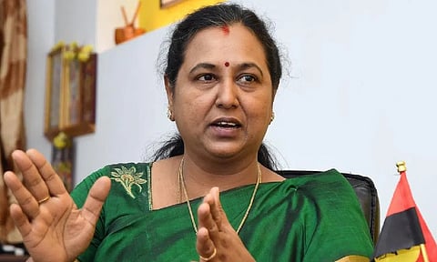 மத்திய அரசின் செயல்பாடு மாணவர்களின் எதிர்காலத்தை சூனியமாக்கும்- பிரேமலதா விஜயகாந்த்