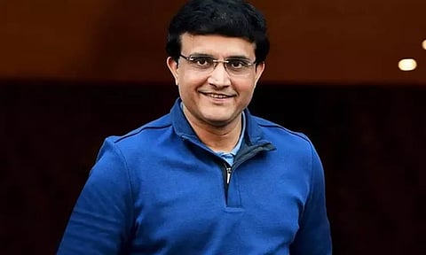 கார் விபத்தில் சிக்கிய முன்னாள் கிரிக்கெட் வீரர் சவுரவ் கங்குலி