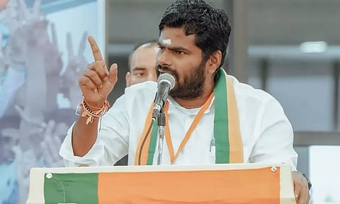 தமிழக மாணவர்களின் கல்வியில் அரசியல் செய்யக்கூடாது- அண்ணாமலை