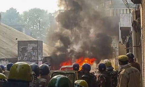 'சம்பல்' கலவரத்தை நடத்த ஐக்கிய அரபு அமீரகத்தில் சதி.. 4,400 பக்க குற்றப்பத்திரிகையில் திடுக்!