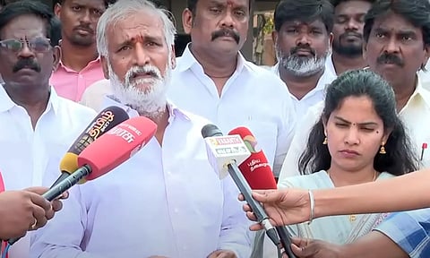 பழனிசாமியை எதிரியாக அல்ல உதிரியாகத்தான் பார்க்கிறோம் - சேகர்பாபு