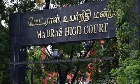 விகடன் இணையதள முடக்கத்தை நீக்க மத்திய அரசுக்கு சென்னை ஐகோர்ட் உத்தரவு