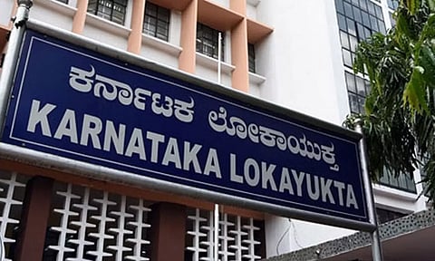 கர்நாடகாவில் 8 அதிகாரிகள் வீடுகளில் லோக்ஆயுக்தா சோதனை