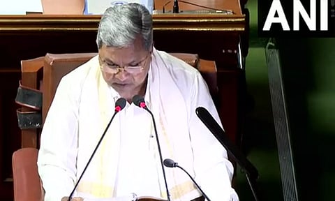 பெங்களூரு பல்கலைக்கழகத்திற்கு முன்னாள் பிரதமர் மன்மோகன் சிங் பெயர்- சித்தராமையா அறிவிப்பு