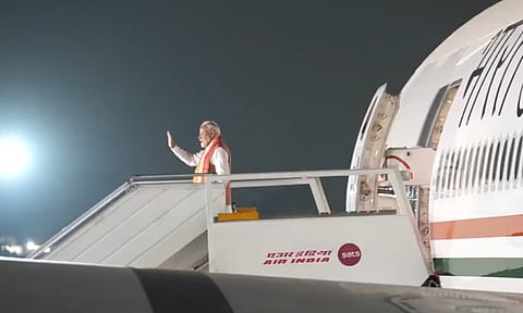 2 நாள் பயணமாக மொரிஷியஸ் புறப்பட்டார் பிரதமர் மோடி