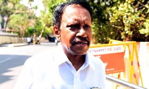 மும்மொழி கொள்கை, இந்தி திணிப்பு ஆகிய அனைத்தையும் செய்தது காங்கிரஸ்: அதிமுக எம்.பி. தம்பிதுரை