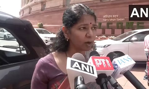 மத்திய நிதி அமைச்சர் நிர்மலா சீதாராமன் பேச்சுக்கு கனிமொழி எம்.பி. கண்டனம்