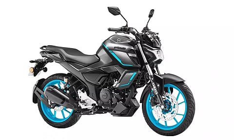இந்தியாவில் அறிமுகமானது யமஹா FZ-S Fi ஹைப்ரிட் பைக் - விலை எவ்வளவு தெரியுமா?