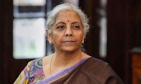 பிரிவினைவாத உணர்வைப் பரப்பும் ஆபத்தான மனநிலை: ரூபாய் குறியீடு மாற்றம் குறித்து நிர்மலா சீதாராமன்