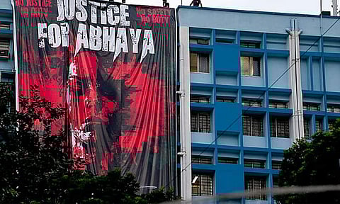 பெண் டாக்டர் கொலை வழக்கு: 7 மாதத்துக்கு பிறகு டெத் சர்டிபிகேட் வழங்கிய ஆர்.ஜி.கர் மருத்துவமனை